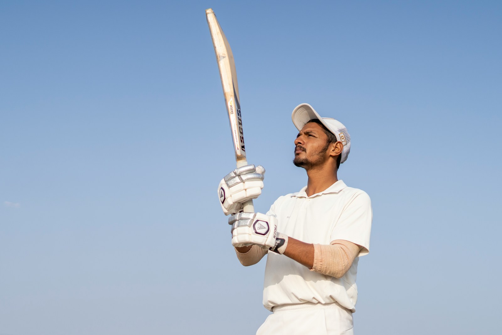 Elevate Your Game: The Unbeatable Performance of Keeley Cricket Bats